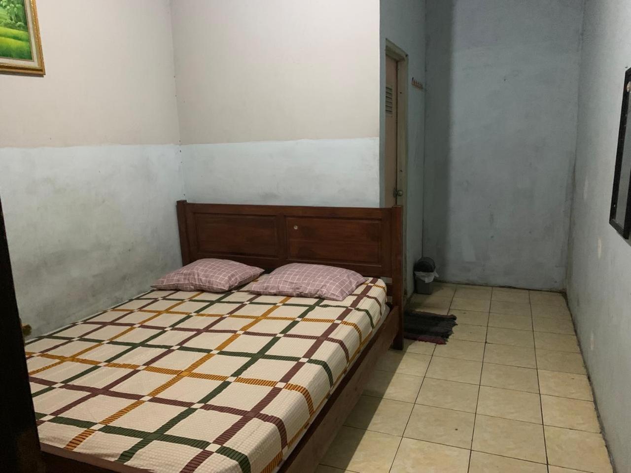 Hotel Pelangi Hs Ngabean Exteriör bild